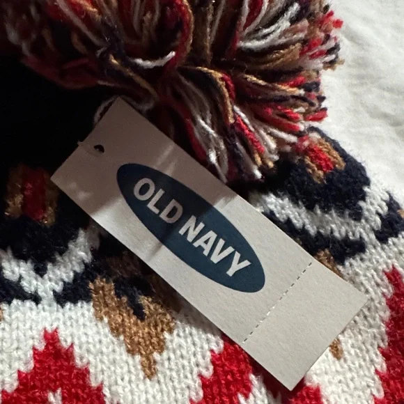 Old Navy Kids' Navy and Red Geometric Knit Hat - Picture 4 of 6